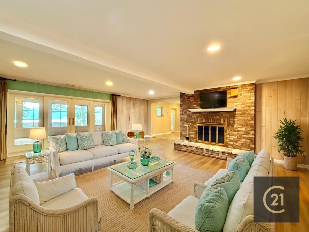 2107 Pow Wow, BELOIT, Wisconsin 53511, 4 Bedrooms Bedrooms, ,3 BathroomsBathrooms,House,For Sale,Pow Wow,202600835