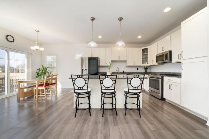 429 Dekalb, MAPLE PARK, Illinois 60151, 3 Bedrooms Bedrooms, ,2 BathroomsBathrooms,House,For Sale,Dekalb,202600836