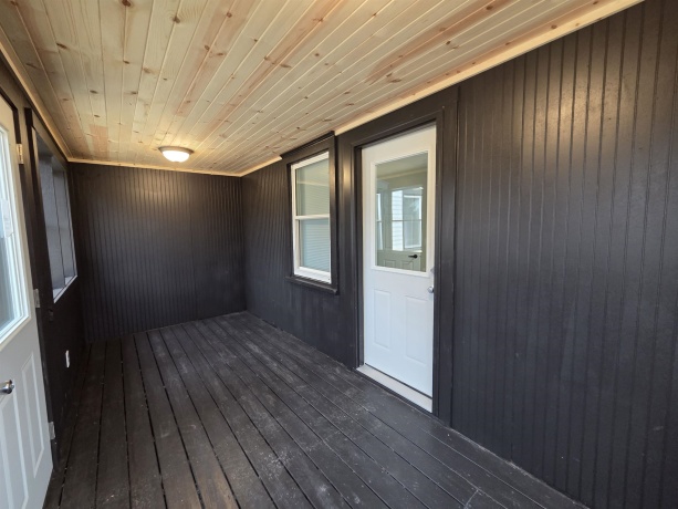 313 6th, DIXON, Illinois 61021, 3 Bedrooms Bedrooms, ,2 BathroomsBathrooms,House,For Sale,6th,202600838