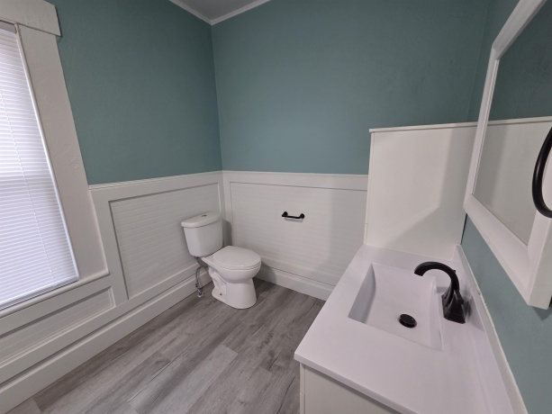 313 6th, DIXON, Illinois 61021, 3 Bedrooms Bedrooms, ,2 BathroomsBathrooms,House,For Sale,6th,202600838