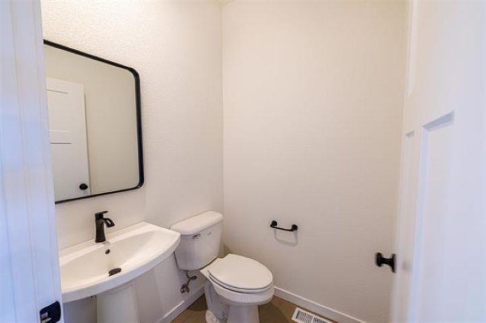 14192 Prairie Commons, SOUTH BELOIT, Illinois 61080, 4 Bedrooms Bedrooms, ,2 BathroomsBathrooms,House,For Sale,Prairie Commons,202600843