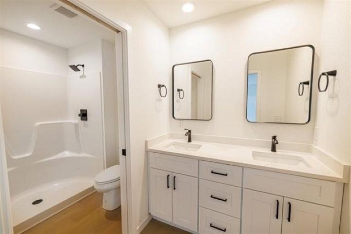 14192 Prairie Commons, SOUTH BELOIT, Illinois 61080, 4 Bedrooms Bedrooms, ,2 BathroomsBathrooms,House,For Sale,Prairie Commons,202600843