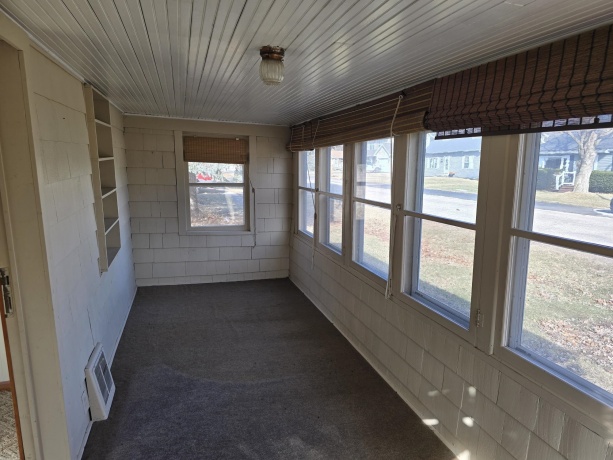 204 Pecatonica, WINNEBAGO, Illinois 61088, 3 Bedrooms Bedrooms, ,1 BathroomBathrooms,House,For Sale,Pecatonica,202600845