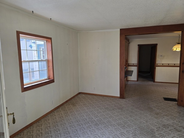 204 Pecatonica, WINNEBAGO, Illinois 61088, 3 Bedrooms Bedrooms, ,1 BathroomBathrooms,House,For Sale,Pecatonica,202600845