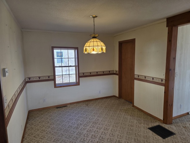 204 Pecatonica, WINNEBAGO, Illinois 61088, 3 Bedrooms Bedrooms, ,1 BathroomBathrooms,House,For Sale,Pecatonica,202600845