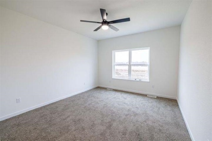 14212 Prairie Commons, SOUTH BELOIT, Illinois 61080, 3 Bedrooms Bedrooms, ,2 BathroomsBathrooms,House,For Sale,Prairie Commons,202600847