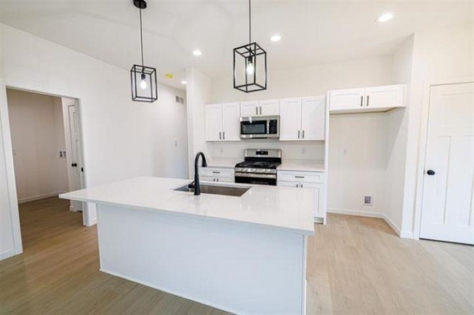 14212 Prairie Commons, SOUTH BELOIT, Illinois 61080, 3 Bedrooms Bedrooms, ,2 BathroomsBathrooms,House,For Sale,Prairie Commons,202600847