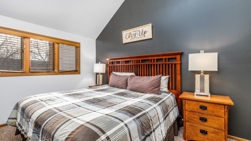 23 Oak Glen, GALENA, Illinois 61036, 2 Bedrooms Bedrooms, ,2 BathroomsBathrooms,Condominium,For Sale,Oak Glen,202600841