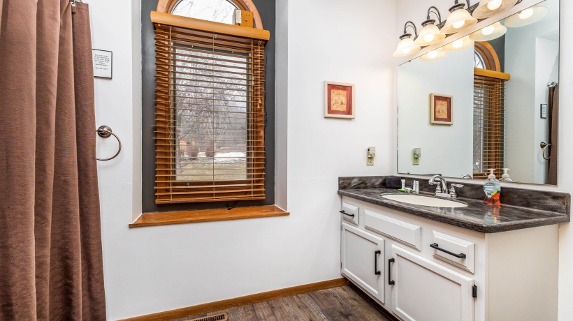 23 Oak Glen, GALENA, Illinois 61036, 2 Bedrooms Bedrooms, ,2 BathroomsBathrooms,Condominium,For Sale,Oak Glen,202600841