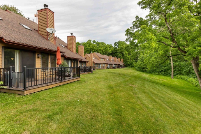 23 Oak Glen, GALENA, Illinois 61036, 2 Bedrooms Bedrooms, ,2 BathroomsBathrooms,Condominium,For Sale,Oak Glen,202600841