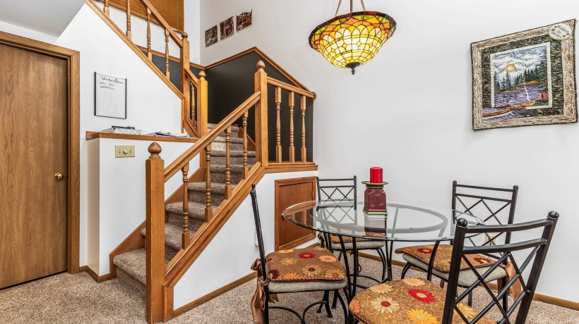 23 Oak Glen, GALENA, Illinois 61036, 2 Bedrooms Bedrooms, ,2 BathroomsBathrooms,Condominium,For Sale,Oak Glen,202600841