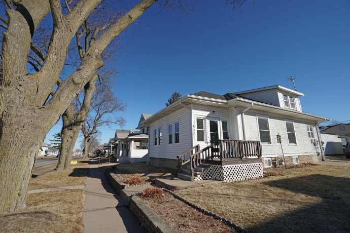 419 Main, STOCKTON, Illinois 61085, 4 Bedrooms Bedrooms, ,1 BathroomBathrooms,House,For Sale,Main,202600848