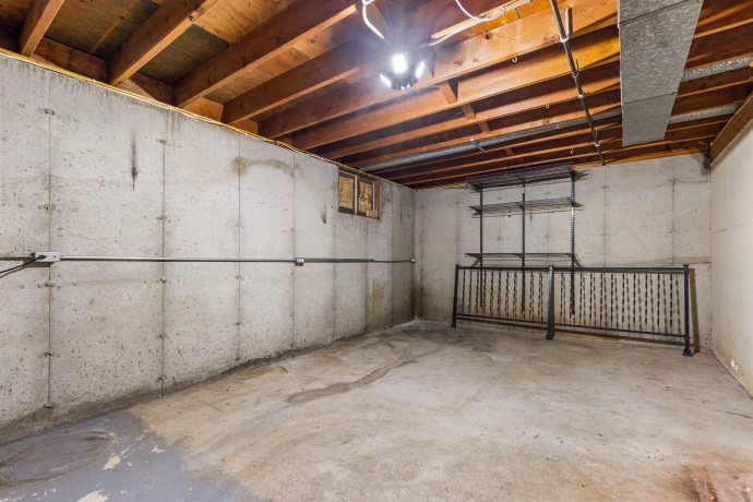 5860 Kirkwood, ROCKFORD, Illinois 61109, 4 Bedrooms Bedrooms, ,1 BathroomBathrooms,House,For Sale,Kirkwood,202600850