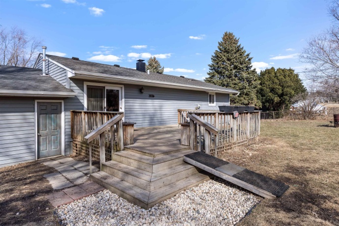 5860 Kirkwood, ROCKFORD, Illinois 61109, 4 Bedrooms Bedrooms, ,1 BathroomBathrooms,House,For Sale,Kirkwood,202600850