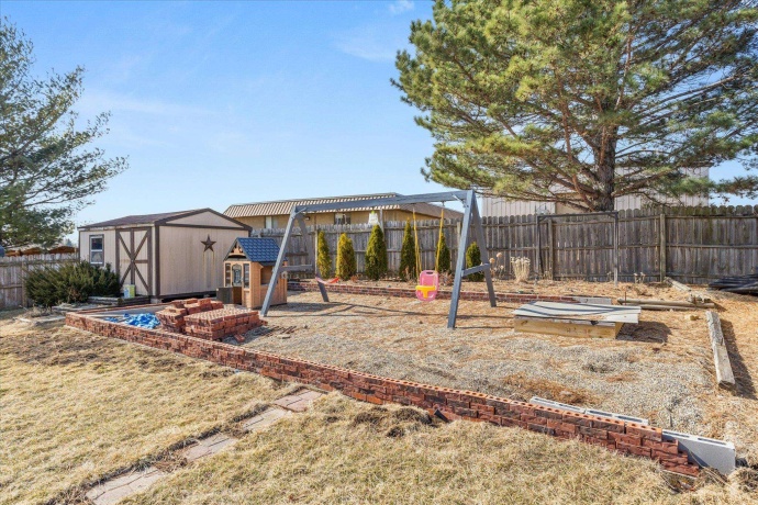 1101 Lindsay, JOLIET, Illinois 60431, 4 Bedrooms Bedrooms, ,3 BathroomsBathrooms,House,For Sale,Lindsay,202600664