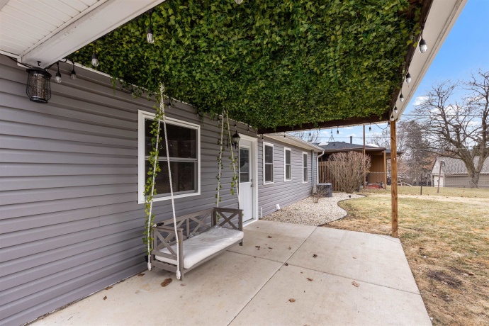 732 James, ROCKFORD, Illinois 61107, 2 Bedrooms Bedrooms, ,1 BathroomBathrooms,House,For Sale,James,202600851