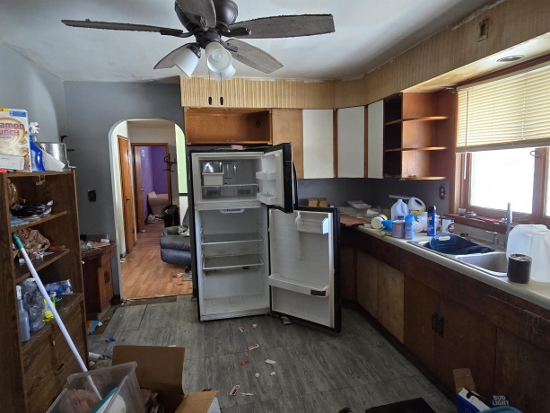 1442 Blackhawk, FREEPORT, Illinois 61032, 3 Bedrooms Bedrooms, ,2 BathroomsBathrooms,House,For Sale,Blackhawk,202600852