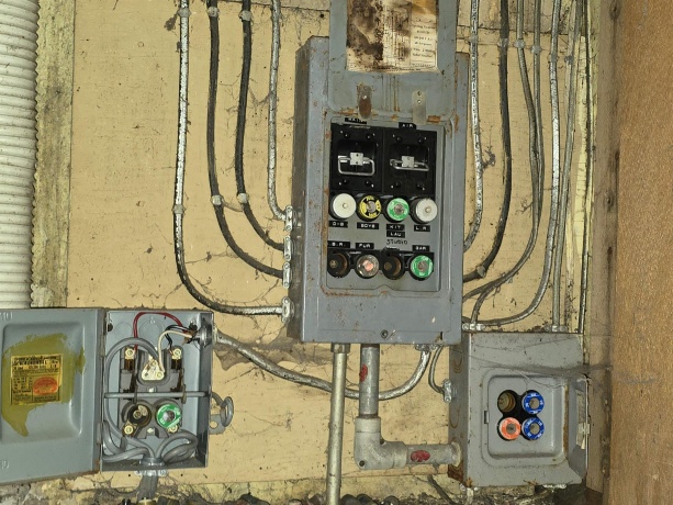 1442 Blackhawk, FREEPORT, Illinois 61032, 3 Bedrooms Bedrooms, ,2 BathroomsBathrooms,House,For Sale,Blackhawk,202600852