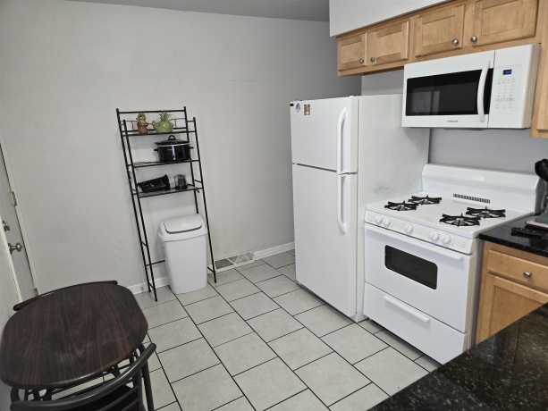 4225-4229 Harrison, ROCKFORD, Illinois 61108, ,5+ Units,For Sale,Harrison,202600856