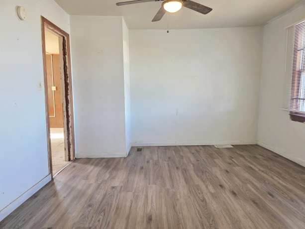 2802 8th St, ROCKFORD, Illinois 61109, 3 Bedrooms Bedrooms, ,1 BathroomBathrooms,House,For Sale,8th St,202600853