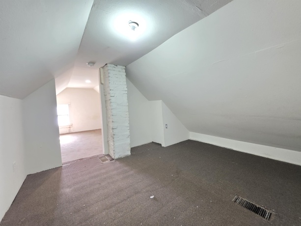 2802 8th St, ROCKFORD, Illinois 61109, 3 Bedrooms Bedrooms, ,1 BathroomBathrooms,House,For Sale,8th St,202600853