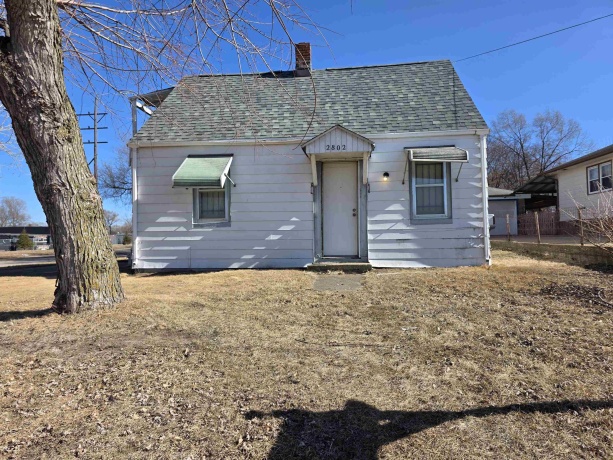 2802 8th St, ROCKFORD, Illinois 61109, 3 Bedrooms Bedrooms, ,1 BathroomBathrooms,House,For Sale,8th St,202600853