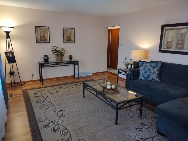 1811 Oregon, ROCKFORD, Illinois 61108, 2 Bedrooms Bedrooms, ,2 BathroomsBathrooms,House,For Sale,Oregon,202600862