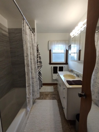 1811 Oregon, ROCKFORD, Illinois 61108, 2 Bedrooms Bedrooms, ,2 BathroomsBathrooms,House,For Sale,Oregon,202600862