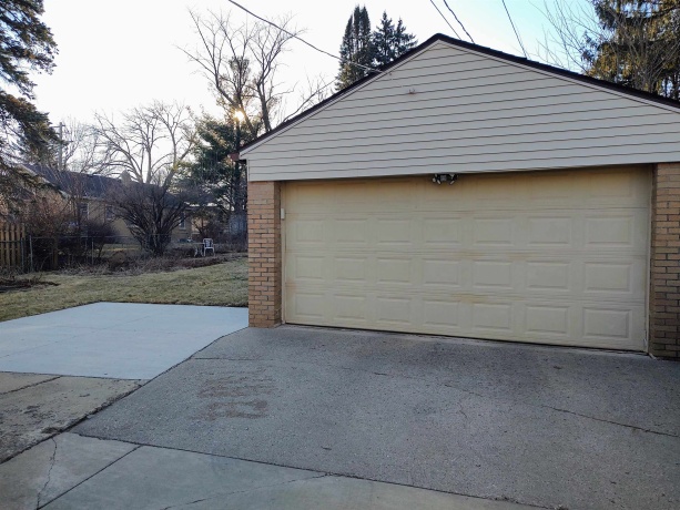 1811 Oregon, ROCKFORD, Illinois 61108, 2 Bedrooms Bedrooms, ,2 BathroomsBathrooms,House,For Sale,Oregon,202600862