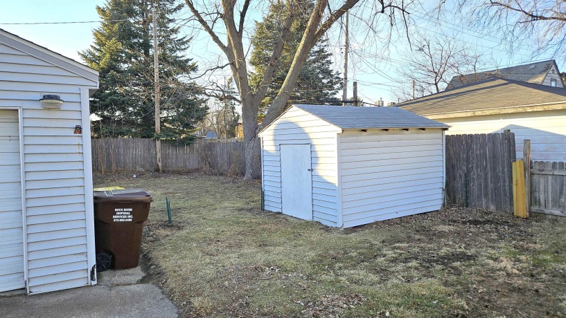 3424 Robey, ROCKFORD, Illinois 61103, 3 Bedrooms Bedrooms, ,1 BathroomBathrooms,House,For Sale,Robey,202600863