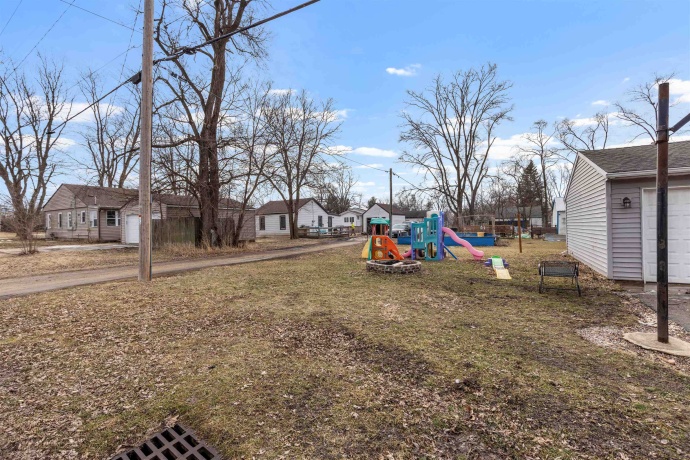 701 Salmon, SOUTH BELOIT, Illinois 61080, 3 Bedrooms Bedrooms, ,1 BathroomBathrooms,House,For Sale,Salmon,202600865