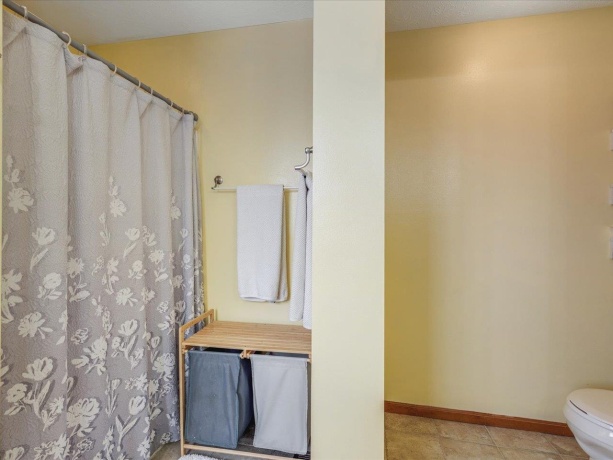 4593 Woodcrest, ROSCOE, Illinois 61073, 4 Bedrooms Bedrooms, ,2 BathroomsBathrooms,House,For Sale,Woodcrest,202600869