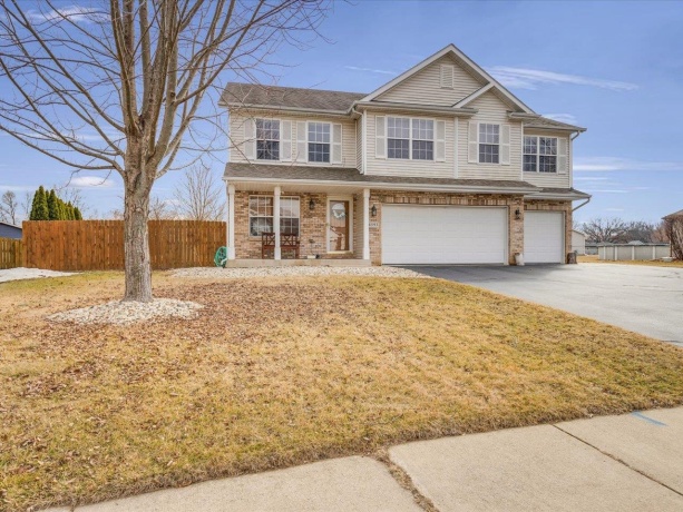 4593 Woodcrest, ROSCOE, Illinois 61073, 4 Bedrooms Bedrooms, ,2 BathroomsBathrooms,House,For Sale,Woodcrest,202600869