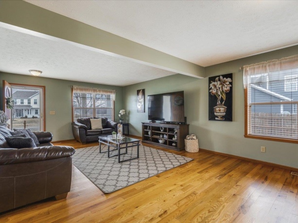 4593 Woodcrest, ROSCOE, Illinois 61073, 4 Bedrooms Bedrooms, ,2 BathroomsBathrooms,House,For Sale,Woodcrest,202600869