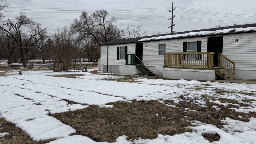 23 Pleasant lane, FREEPORT, Illinois 61032, 3 Bedrooms Bedrooms, ,1 BathroomBathrooms,House,For Sale,Pleasant lane,202600871