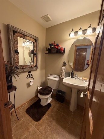 1865 Grandchester, ROCKFORD, Illinois 61107, 3 Bedrooms Bedrooms, ,2 BathroomsBathrooms,House,For Sale,Grandchester,202600872