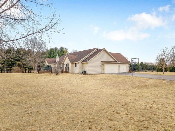 754 Equestrian Point, OREGON, Illinois 61061, 5 Bedrooms Bedrooms, ,3 BathroomsBathrooms,House,For Sale,Equestrian Point,202600874