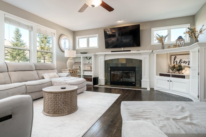 422 MAPLE LEAF, POPLAR GROVE, Illinois 61065, 5 Bedrooms Bedrooms, ,3 BathroomsBathrooms,House,For Sale,MAPLE LEAF,202600882