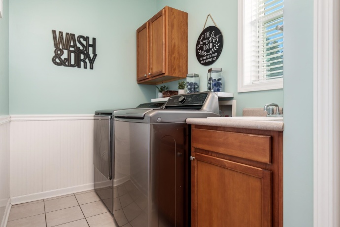 422 MAPLE LEAF, POPLAR GROVE, Illinois 61065, 5 Bedrooms Bedrooms, ,3 BathroomsBathrooms,House,For Sale,MAPLE LEAF,202600882