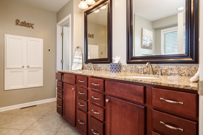 422 MAPLE LEAF, POPLAR GROVE, Illinois 61065, 5 Bedrooms Bedrooms, ,3 BathroomsBathrooms,House,For Sale,MAPLE LEAF,202600882