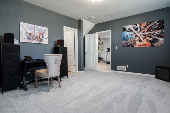 422 MAPLE LEAF, POPLAR GROVE, Illinois 61065, 5 Bedrooms Bedrooms, ,3 BathroomsBathrooms,House,For Sale,MAPLE LEAF,202600882