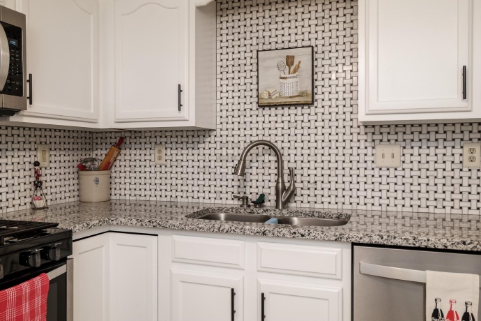 887 BELL SCHOOL, ROCKFORD, Illinois 61108, 2 Bedrooms Bedrooms, ,2 BathroomsBathrooms,Condominium,For Sale,BELL SCHOOL,202600881