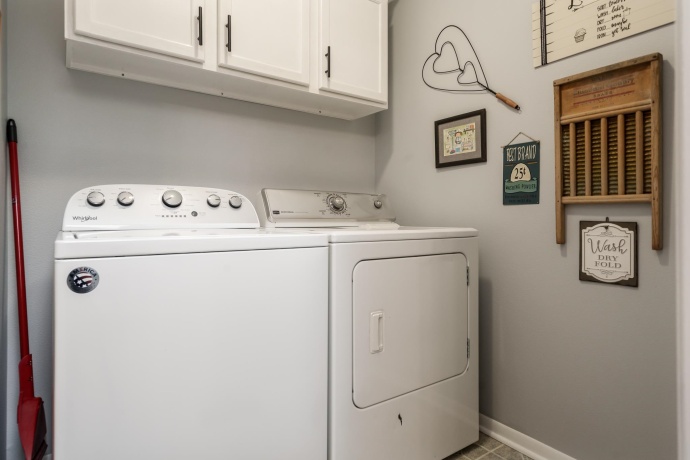 887 BELL SCHOOL, ROCKFORD, Illinois 61108, 2 Bedrooms Bedrooms, ,2 BathroomsBathrooms,Condominium,For Sale,BELL SCHOOL,202600881