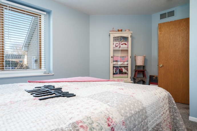 887 BELL SCHOOL, ROCKFORD, Illinois 61108, 2 Bedrooms Bedrooms, ,2 BathroomsBathrooms,Condominium,For Sale,BELL SCHOOL,202600881