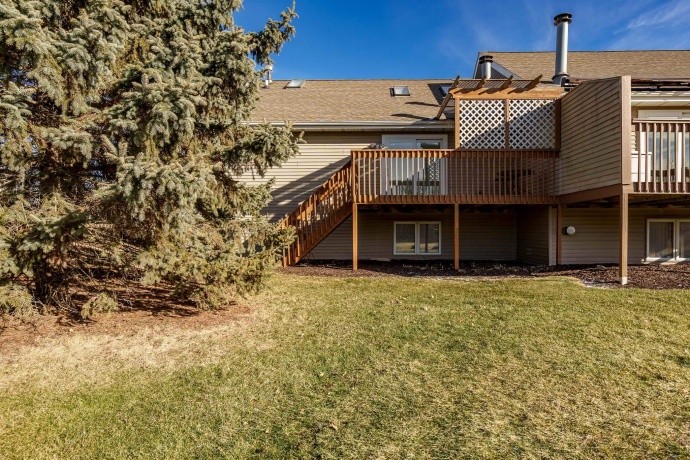 887 BELL SCHOOL, ROCKFORD, Illinois 61108, 2 Bedrooms Bedrooms, ,2 BathroomsBathrooms,Condominium,For Sale,BELL SCHOOL,202600881