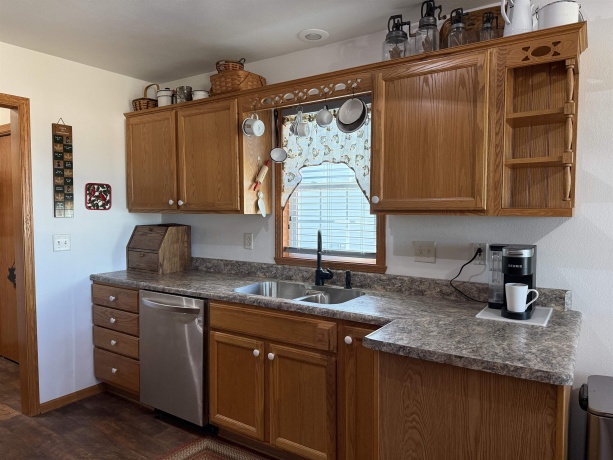 633 Park View, PECATONICA, Illinois 61063, 2 Bedrooms Bedrooms, ,3 BathroomsBathrooms,Condominium,For Sale,Park View,202600883