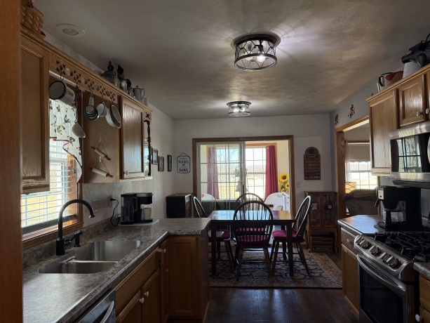 633 Park View, PECATONICA, Illinois 61063, 2 Bedrooms Bedrooms, ,3 BathroomsBathrooms,Condominium,For Sale,Park View,202600883