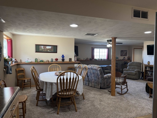 633 Park View, PECATONICA, Illinois 61063, 2 Bedrooms Bedrooms, ,3 BathroomsBathrooms,Condominium,For Sale,Park View,202600883