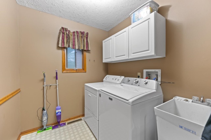 1397 Pier, LAKE SUMMERSET, Illinois 61019, 3 Bedrooms Bedrooms, ,2 BathroomsBathrooms,House,For Sale,Pier,202506424