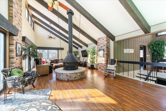 605 Sherwood, Princeton, Illinois 61356, 3 Bedrooms Bedrooms, ,3 BathroomsBathrooms,House,For Sale,Sherwood,202600884